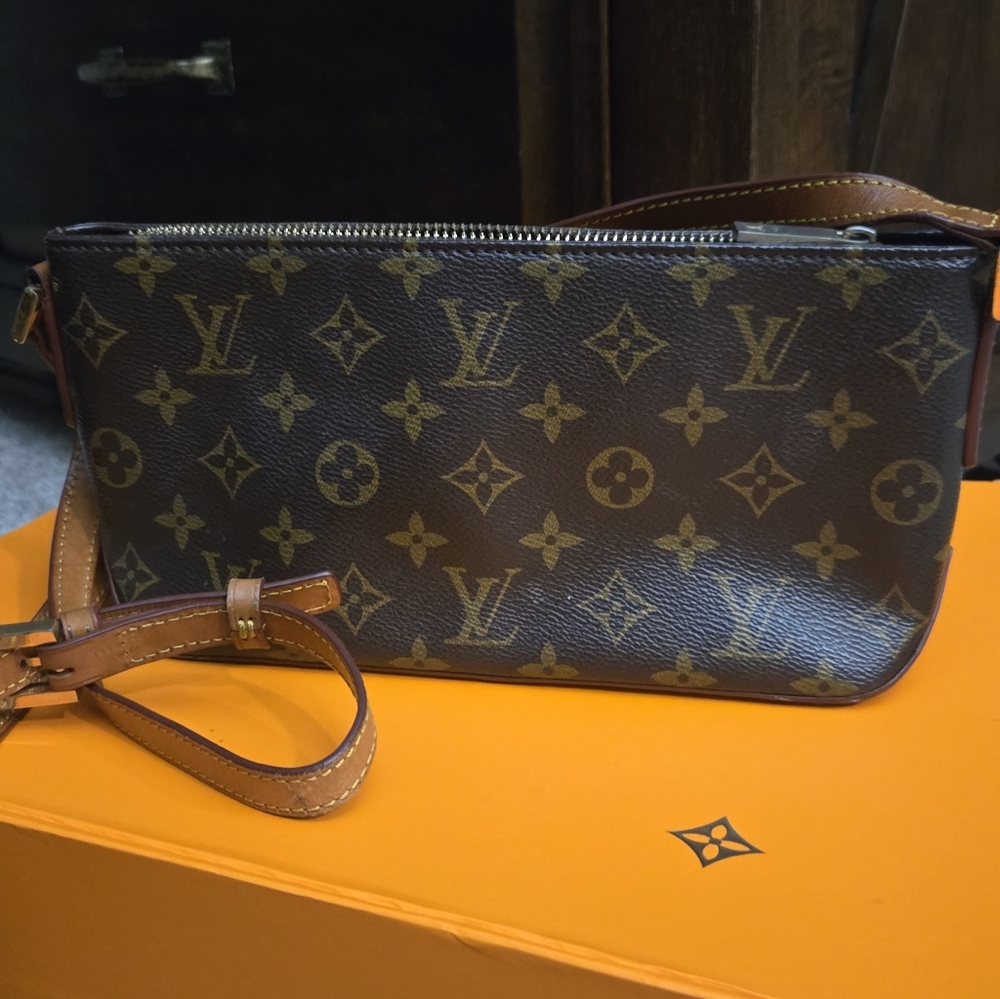 Louis Vuitton Brown Monogram Men's Bag